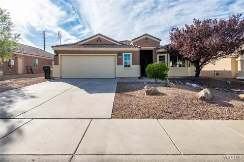 3419 Rosewood St, Kingman, AZ 86401