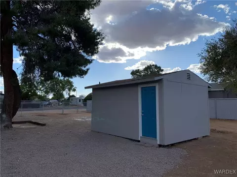 2765 E Mcvicar Ave, Kingman, AZ 86409 photo 4