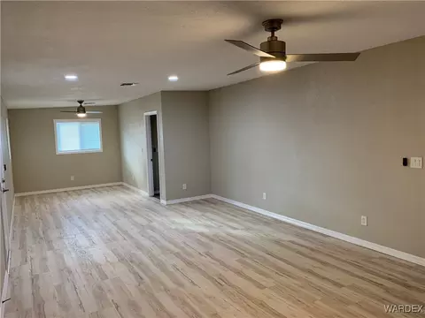 2765 E Mcvicar Ave, Kingman, AZ 86409 photo 8