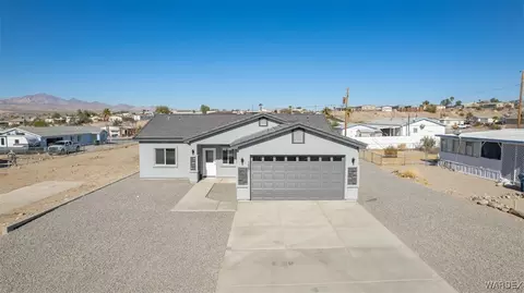 1667 Talc Rd, Bullhead City, AZ 86442