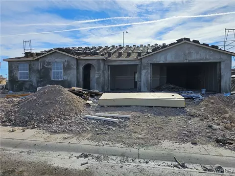458 Mcalister Dr, Bullhead City, AZ 86442
