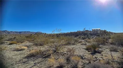 1580 W Hoover Dr, Meadview, AZ 86444