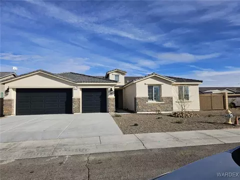 457 Mcalister Dr, Bullhead City, AZ 86442