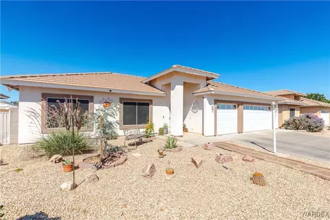 3863 Heritage Ln, Kingman, AZ 86409
