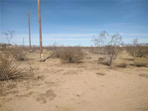209-05 S 056 S Diamond St, Golden Valley, AZ 86413