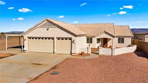 8176 S Carob Dr, Mohave Valley, AZ 86440