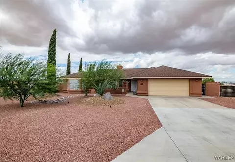 9335 N River Run Dr, Kingman, AZ 86401