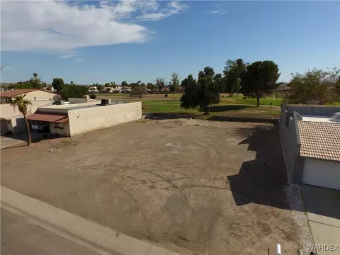 2643 Country Club Dr, Bullhead City, AZ 86442