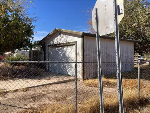 1899 E Agua View Rd, Mohave Valley, AZ 86440