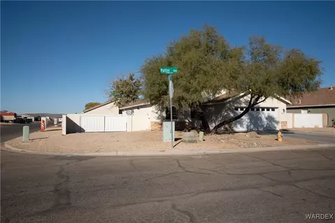 3905 E Potter Ave, Kingman, AZ 86409 photo 2