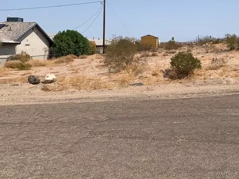 5119 E Ajo Pl, Topock, AZ 86436