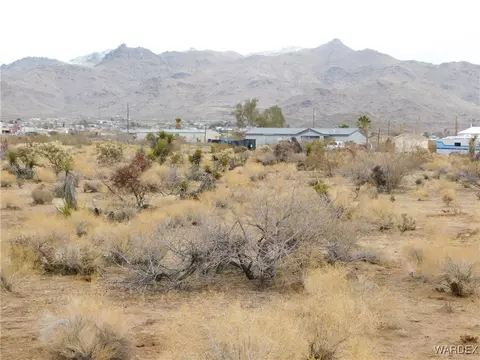 lot12 S Bosque Rd, Golden Valley, AZ 86413