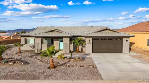 4899 S Mesa Verde Dr, Fort Mohave, AZ 86426