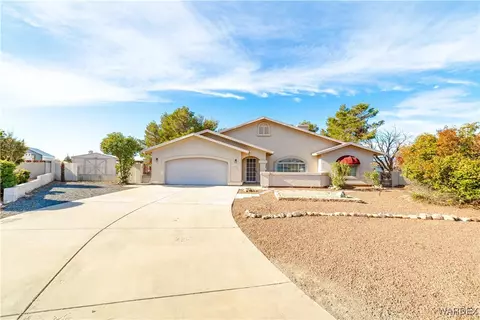 7738 E Oxbow Ct, Kingman, AZ 86401
