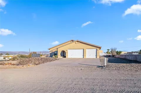 2047 E Mullholland Dr, Fort Mohave, AZ 86426