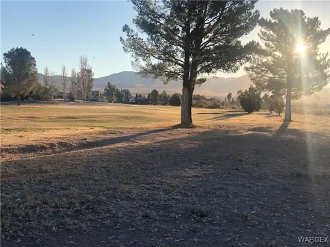 7969 E Saddleback Dr, Kingman, AZ 86401