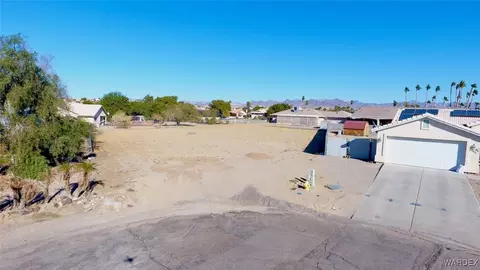 2033 E Mountain View Pl, Fort Mohave, AZ 86426