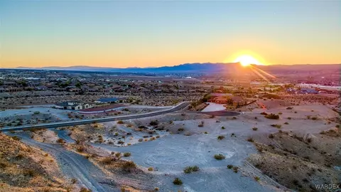 2789 Ironwood Dr, Bullhead City, AZ 86429