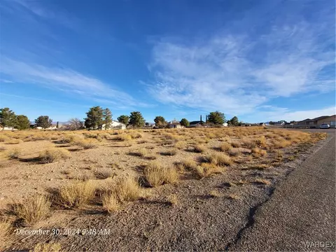 7771 E Burro Dr, Kingman, AZ 86401