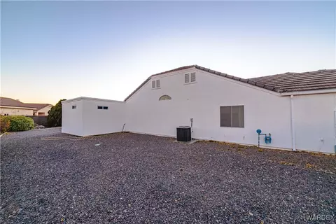 Exterior - 1208 E Cactus Valley Dr, Kingman, AZ 86409 photo 19 of 22