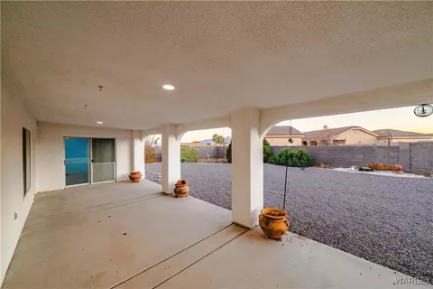 Exterior - 1208 E Cactus Valley Dr, Kingman, AZ 86409 photo 3 of 22