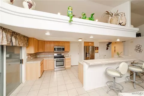 Kitchen - 1208 E Cactus Valley Dr, Kingman, AZ 86409 photo 1 of 5