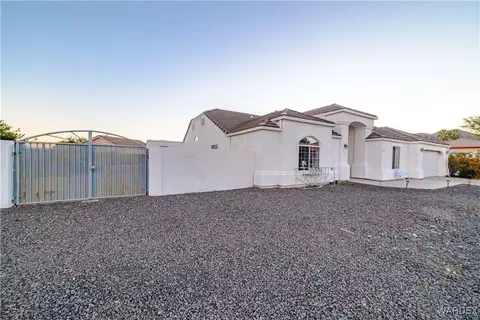 Exterior - 1208 E Cactus Valley Dr, Kingman, AZ 86409 photo 15 of 22