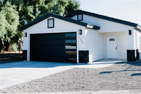 1906 Sea Breeze Ln, Bullhead City, AZ 86442