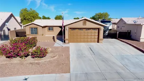 1923 Emerald Lake Dr, Fort Mohave, AZ 86426