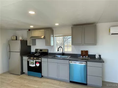 3674 E Robin Ln, Kingman, AZ 86409 photo 7