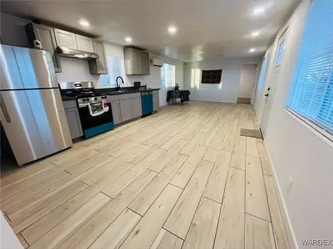 3674 E Robin Ln, Kingman, AZ 86409 photo 10