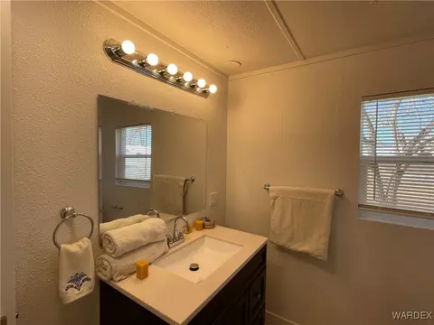 3674 E Robin Ln, Kingman, AZ 86409 photo 23