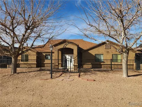 9429 N Bridlebit Ave, Kingman, AZ 86401