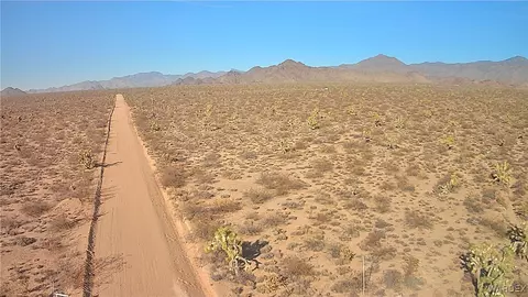 lot452 S Geronimo Rd, Yucca, AZ 86438