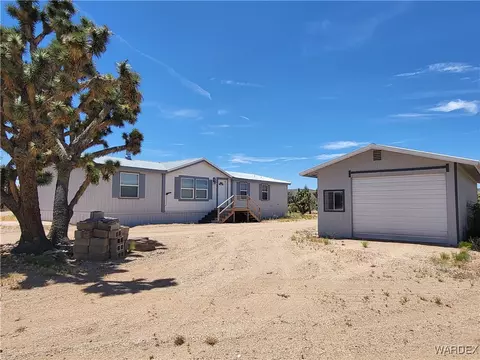 26012 N Peach Ln, Meadview, AZ 86444