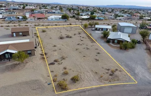 2467 E Hound Dr, Fort Mohave, AZ 86426