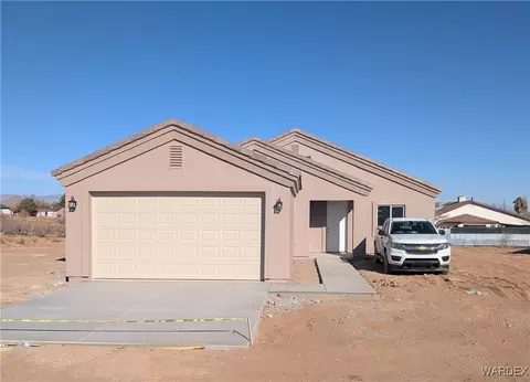 7787 E Devils Arch Dr, Kingman, AZ 86401