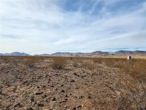 lot4 N Growler Rd, Golden Valley, AZ 86413