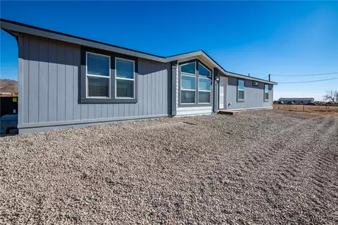 3454 N Horn Rd, Golden Valley, AZ 86413