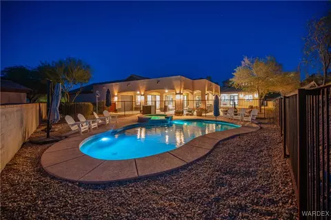 2838 Sidewheel Dr, Bullhead City, AZ 86429