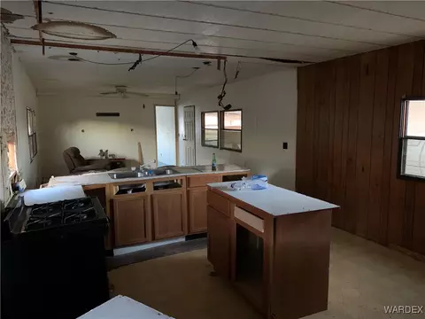 3048 E Mcvicar Ave, Kingman, AZ 86409 photo 6