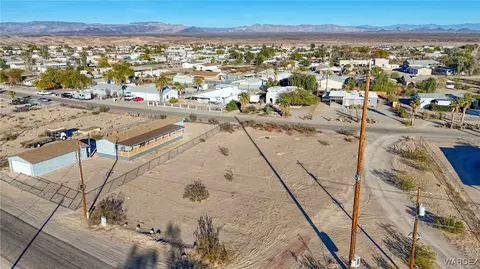 12807 Pima Pkwy Pkwy, Topock, AZ 86436