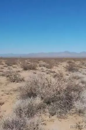 lot2115 E Mesquite Dr, Yucca, AZ 86438