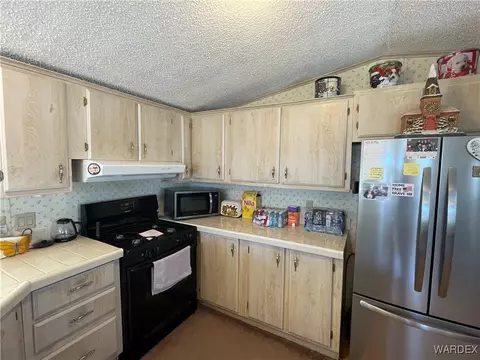 2420 E Devlin Ave, Kingman, AZ 86409 photo 10