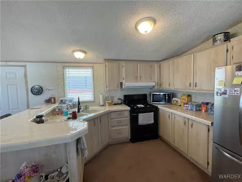 2420 E Devlin Ave, Kingman, AZ 86409 photo 9