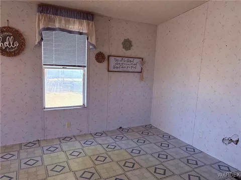 2175 E Devlin Ave, Kingman, AZ 86409 photo 10