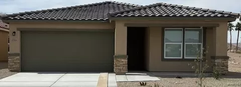 2324 Tapatio Dr, Bullhead City, AZ 86442