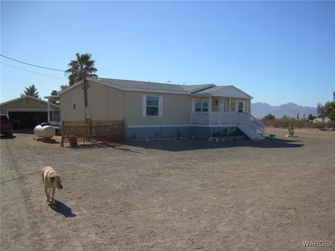 5316 W Burro Dr, Golden Valley, AZ 86413