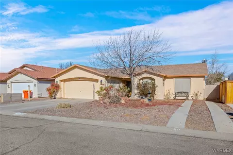 3913 E Lass Ave, Kingman, AZ 86409