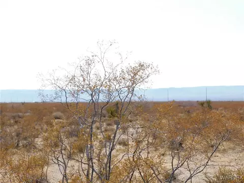 lot1449 W Zentiff Dr, Golden Valley, AZ 86413